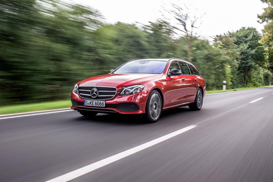  Mercedes-Benz E220 d Avantgarde Line Estate 2016 года  (фото 11 из 26)